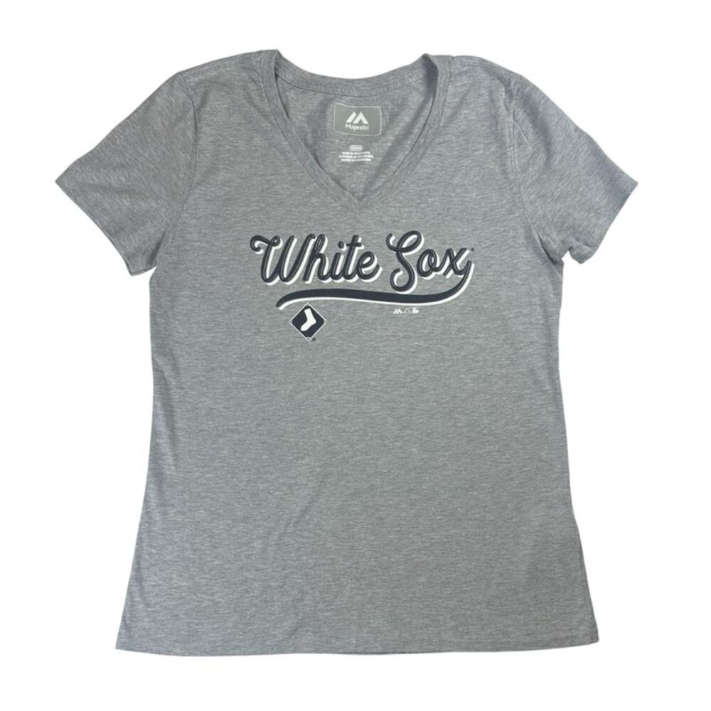 MLB Chicago White Sox Women's V-Neck Short Sleeve T-Shirt in Grey, 2XL